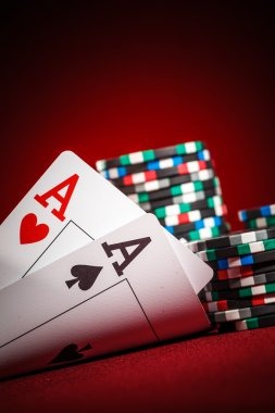 Papan taruhan roulette dengan area inside dan outside bets